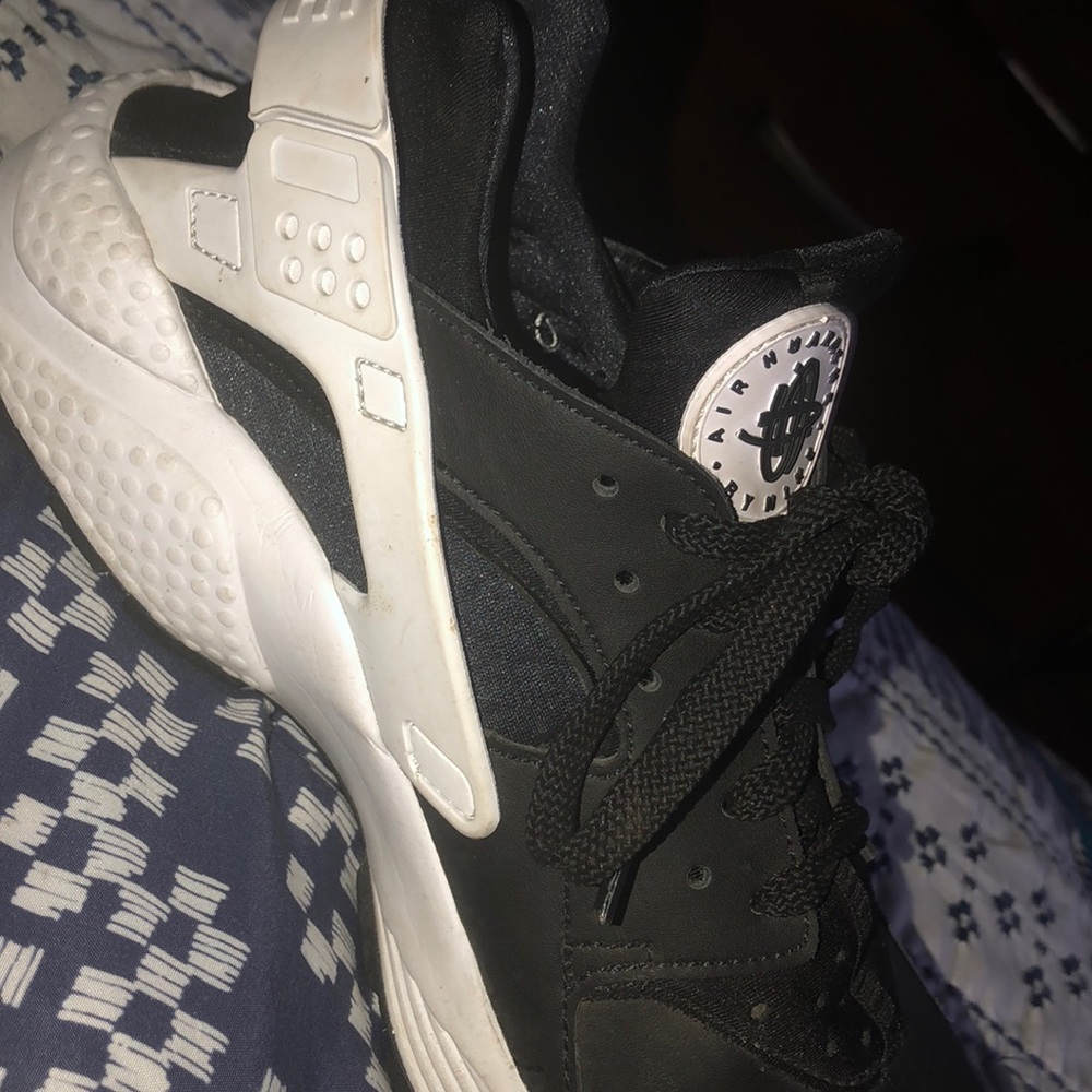 Air huaraches by Nike